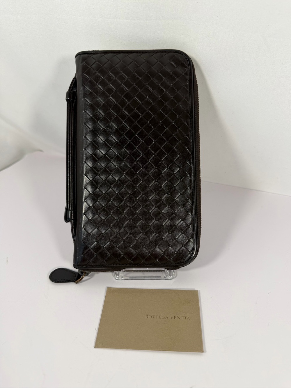 1292: Bottega Veneta Intrecciato Brown Leather Zip Travel Organizer Wallet
